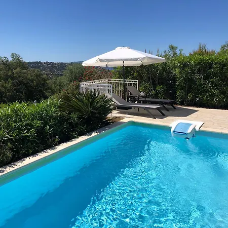 Climatisation Et Piscine Dom wakacyjny Sainte-Maxime